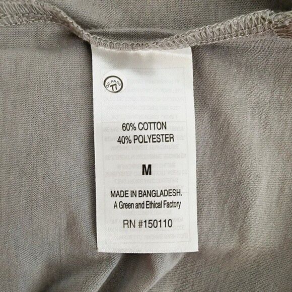 New! Peloton Studio Side Slit Tank Sleeveless Scoopneck Top - Picture 9 of 11